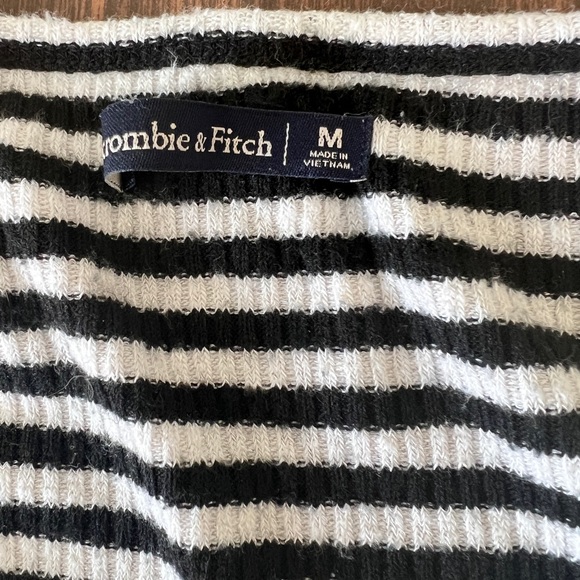 Abercrombie and Fitch striped crop top - Picture 2 of 2